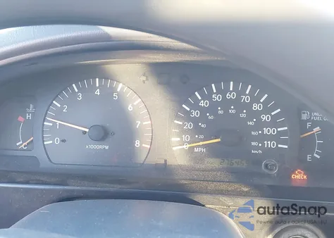 2000 Toyota Tacoma из США, поврежденный, VIN 4TAWM72NXYZ675132